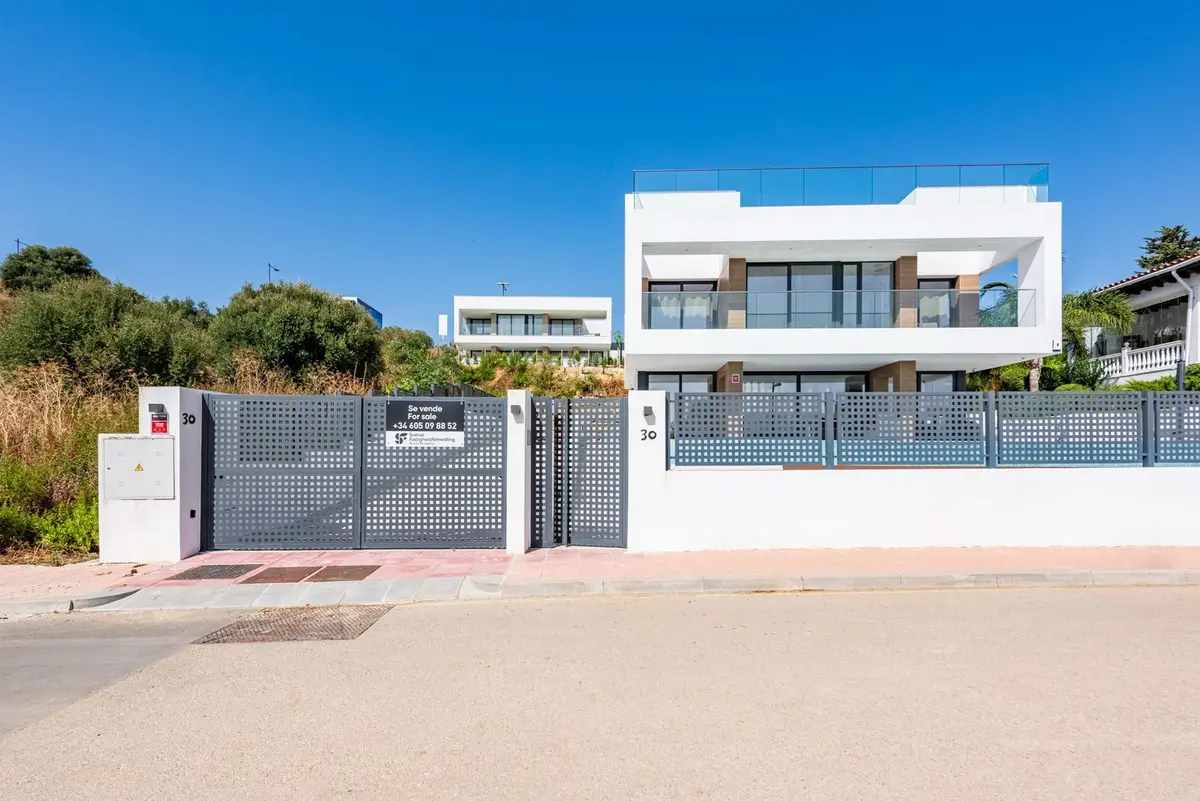 Detached Villa in Estepona