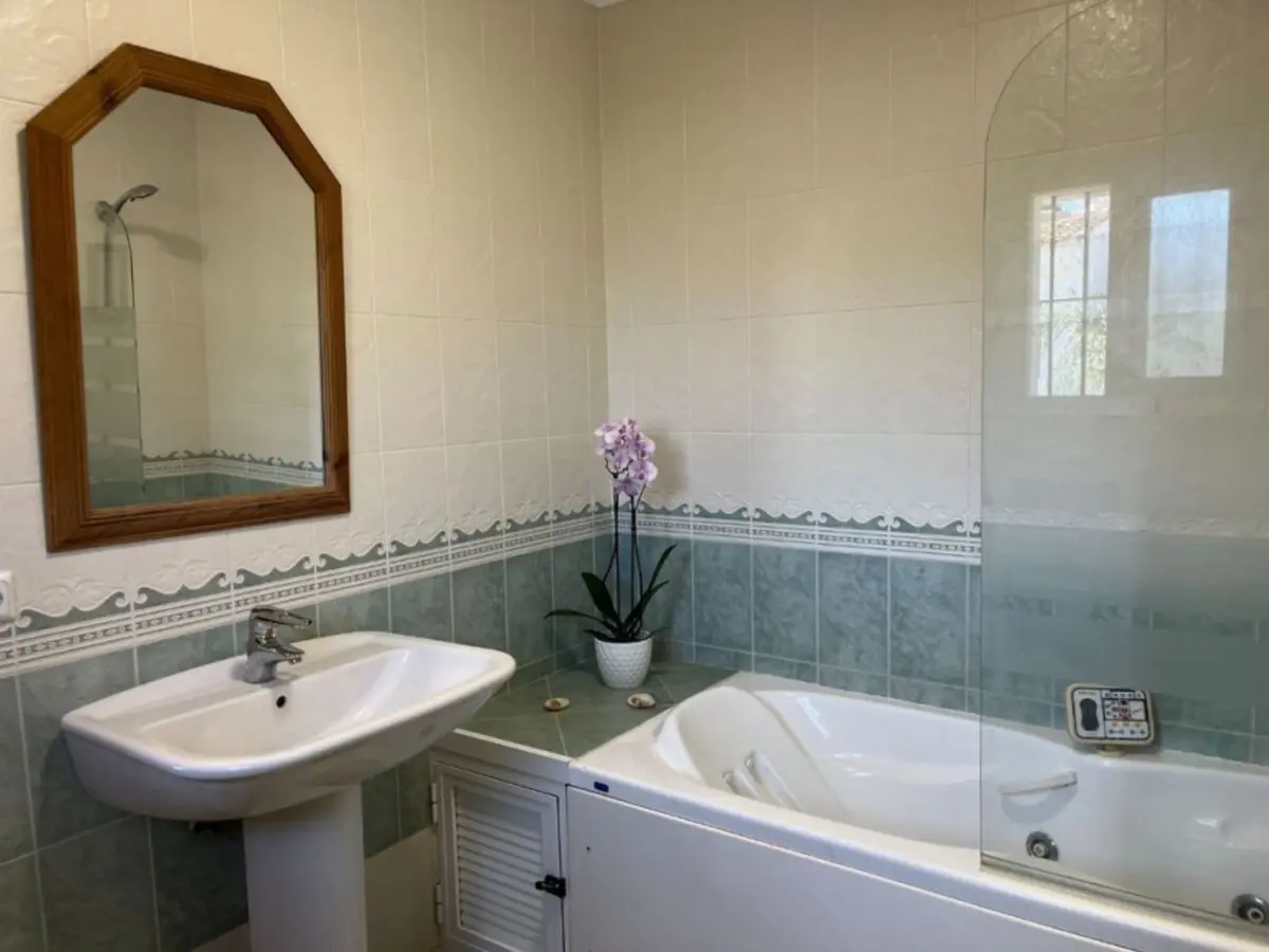 Detached Villa in Elviria