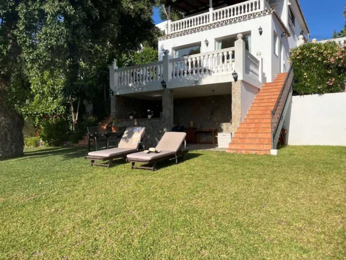 Detached Villa in Elviria