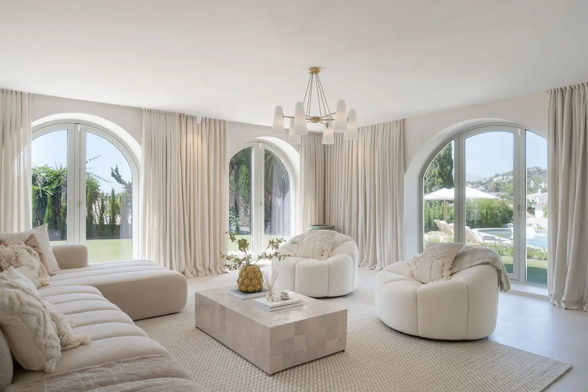 Detached Villa in Nueva Andalucía