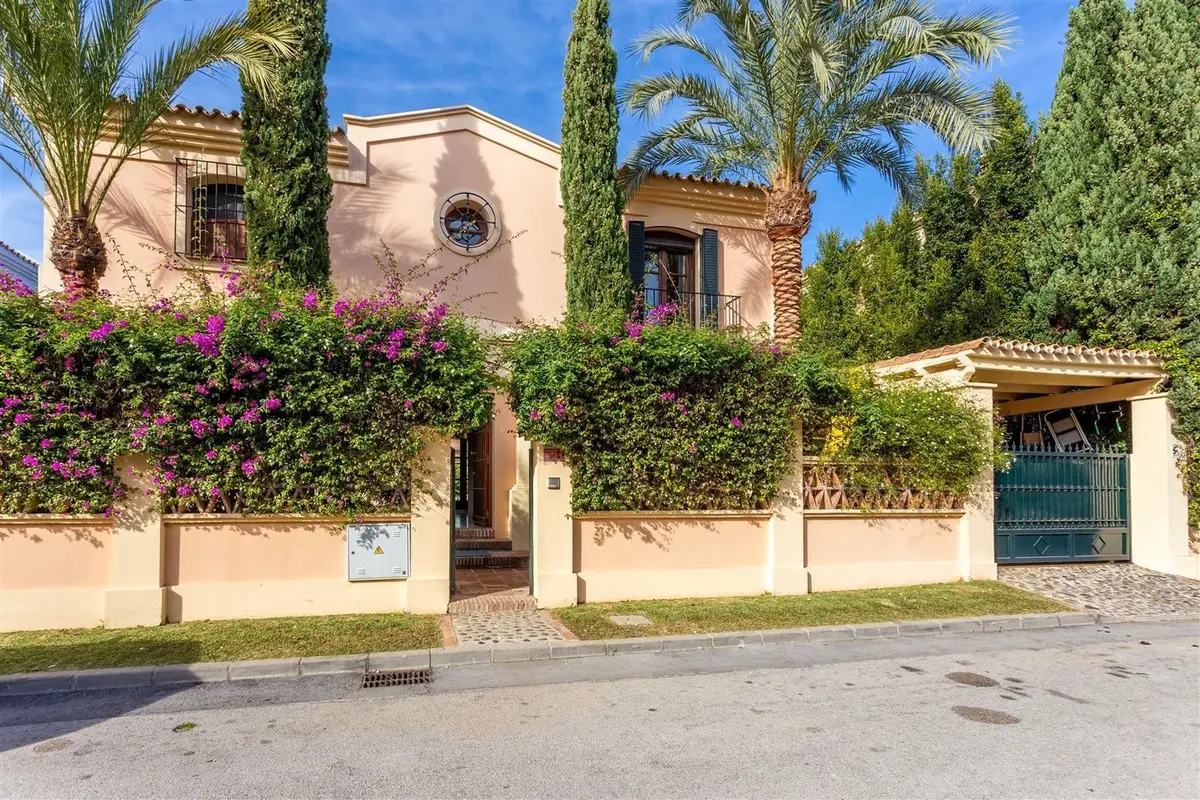 Detached Villa in Guadalmina Alta