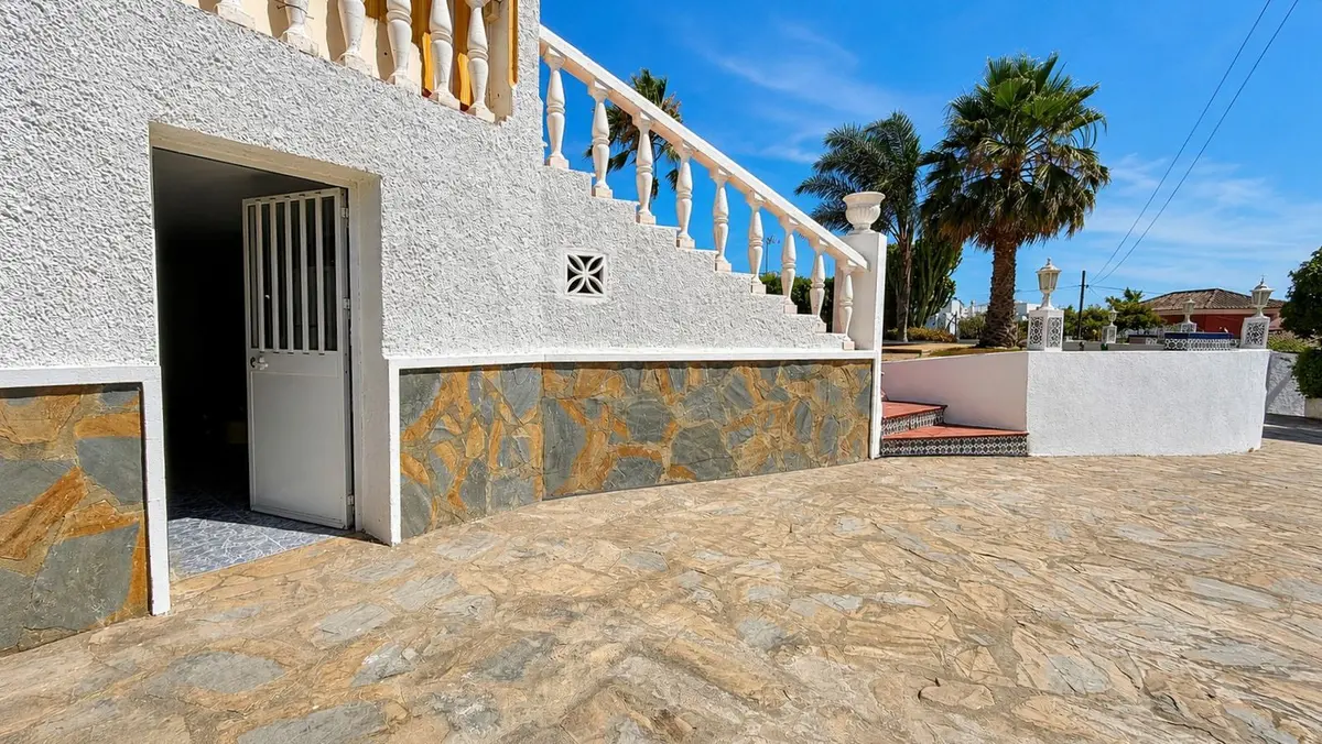 Detached Villa in Estepona