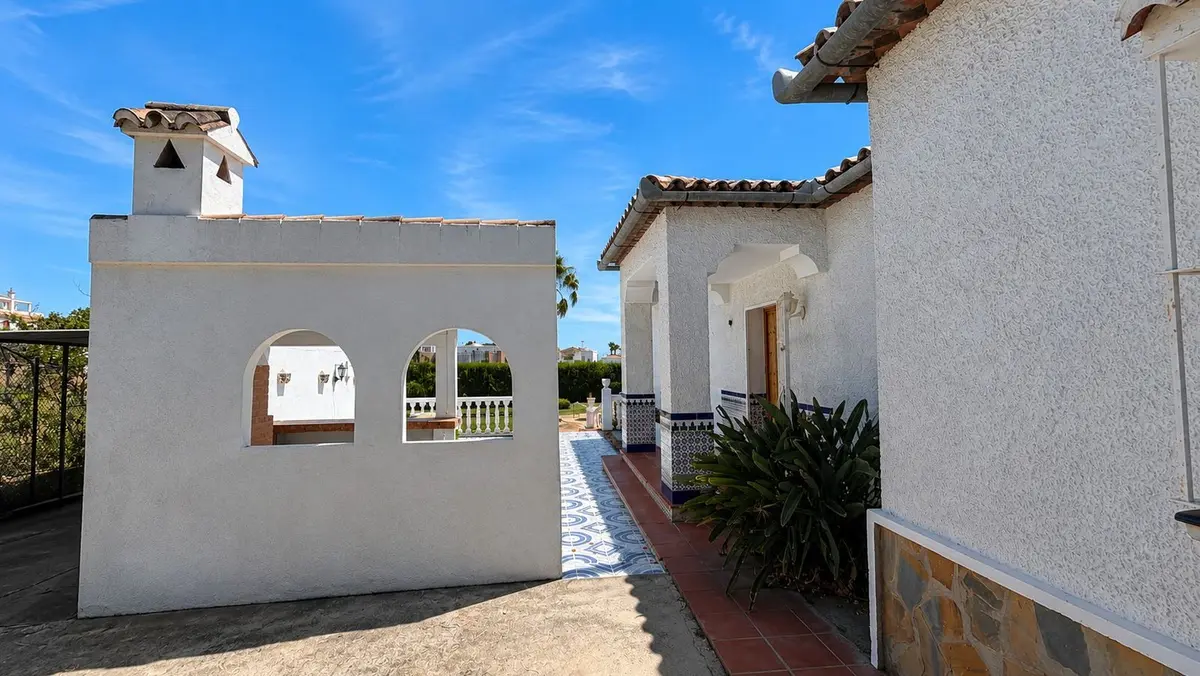 Detached Villa in Estepona