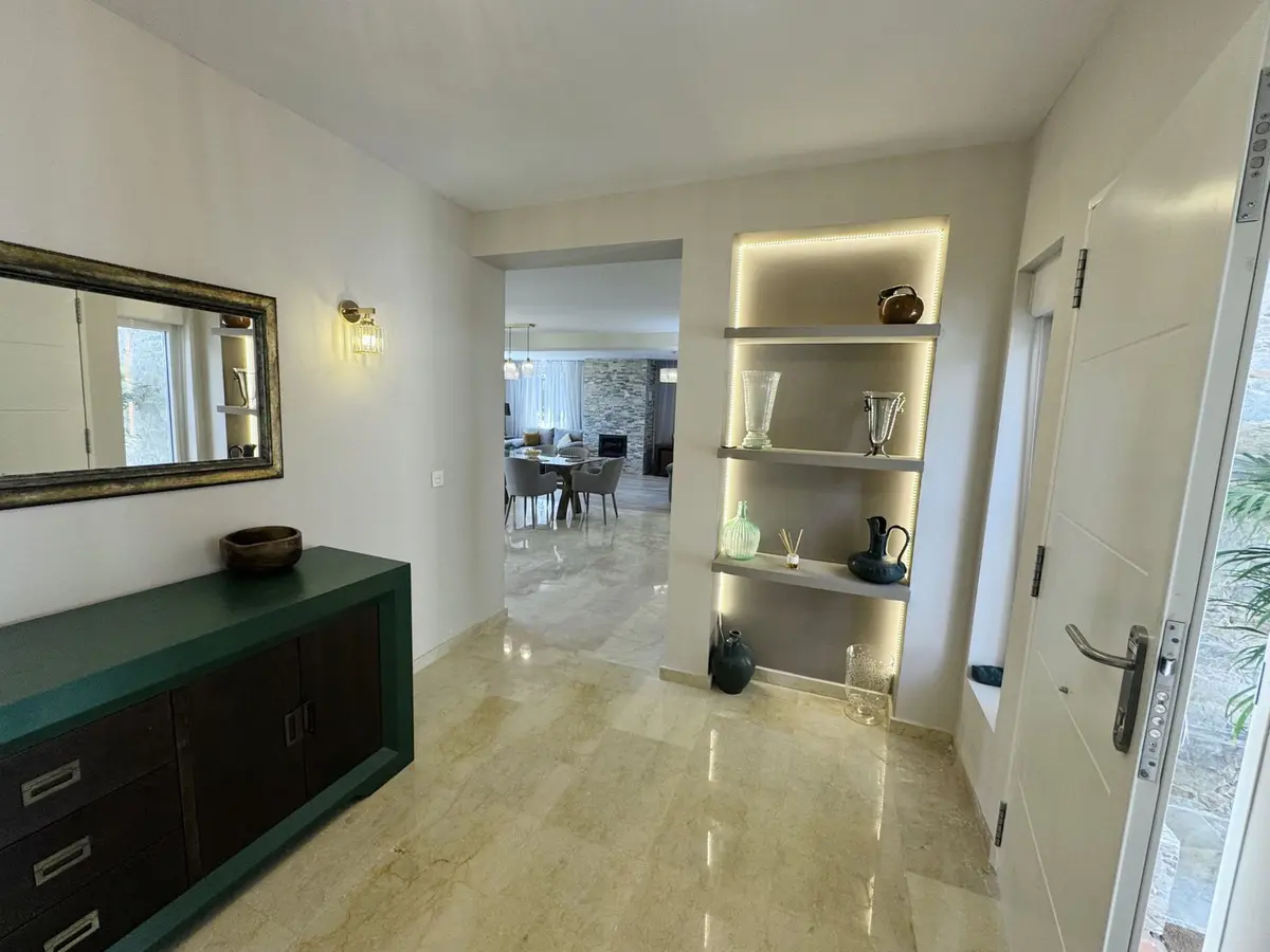 Detached Villa in Elviria