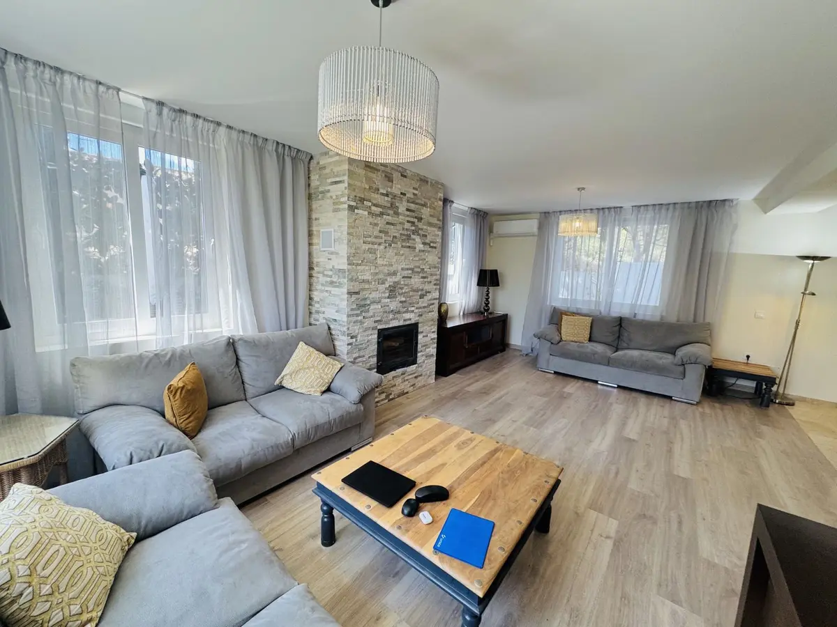 Detached Villa in Elviria