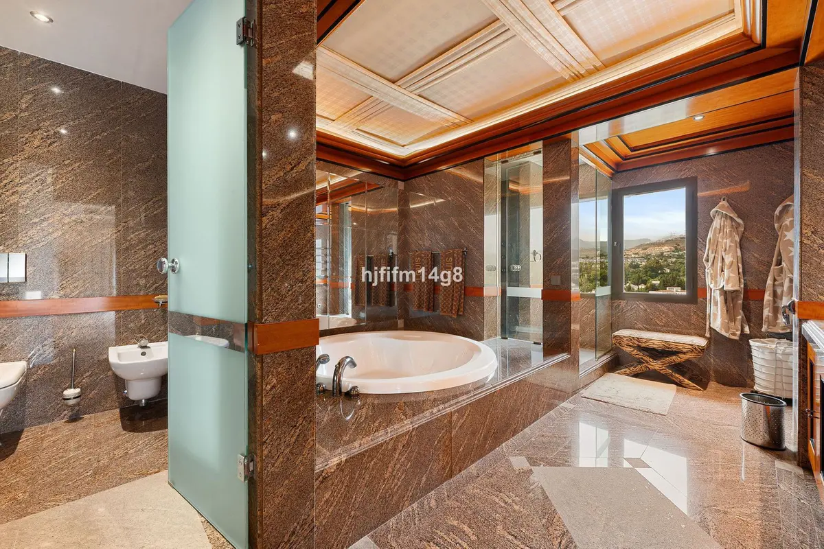 Penthouse in Nueva Andalucía