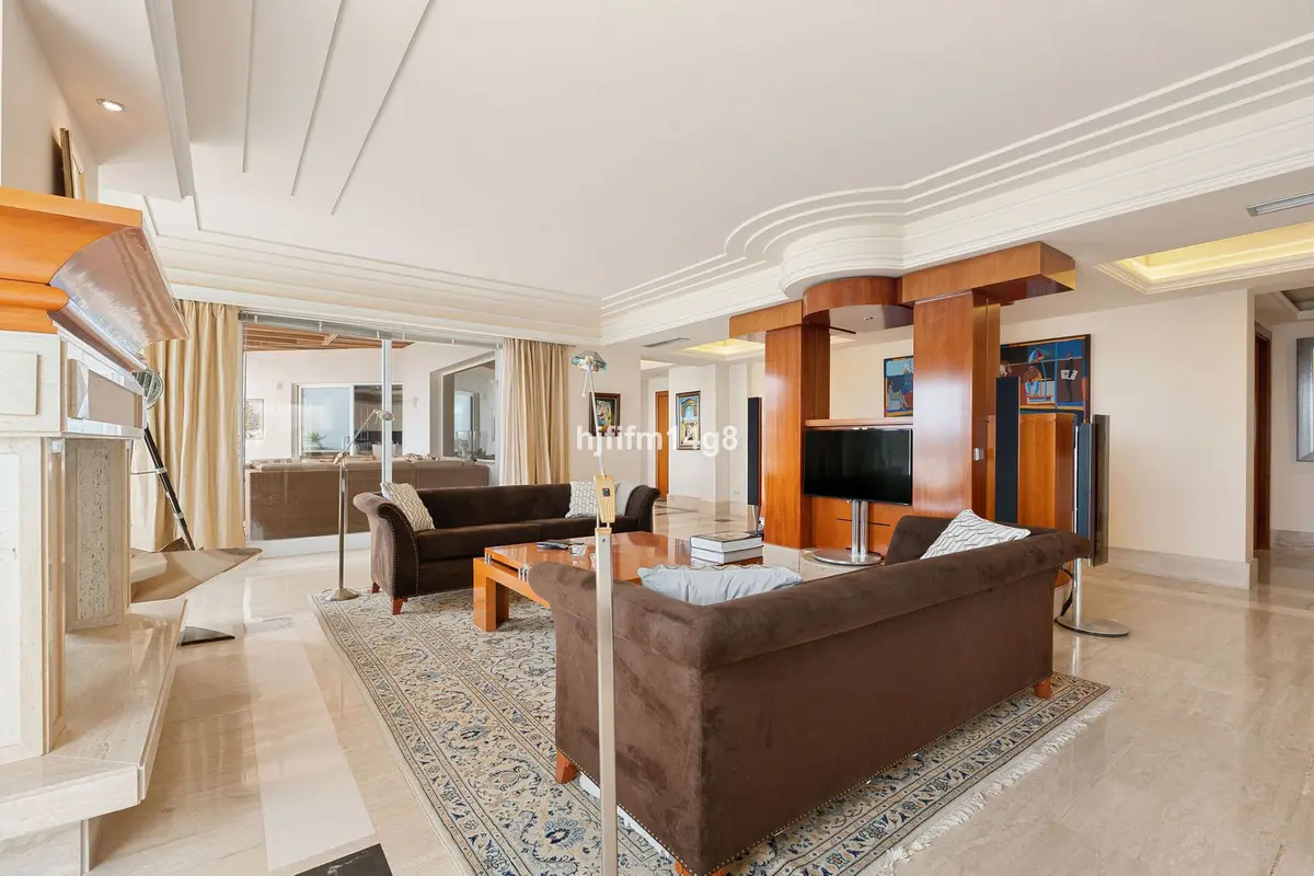 Penthouse in Nueva Andalucía