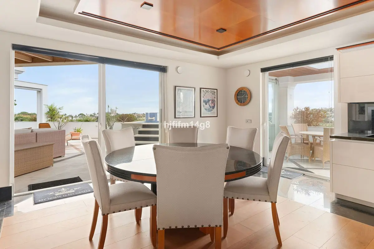 Penthouse in Nueva Andalucía