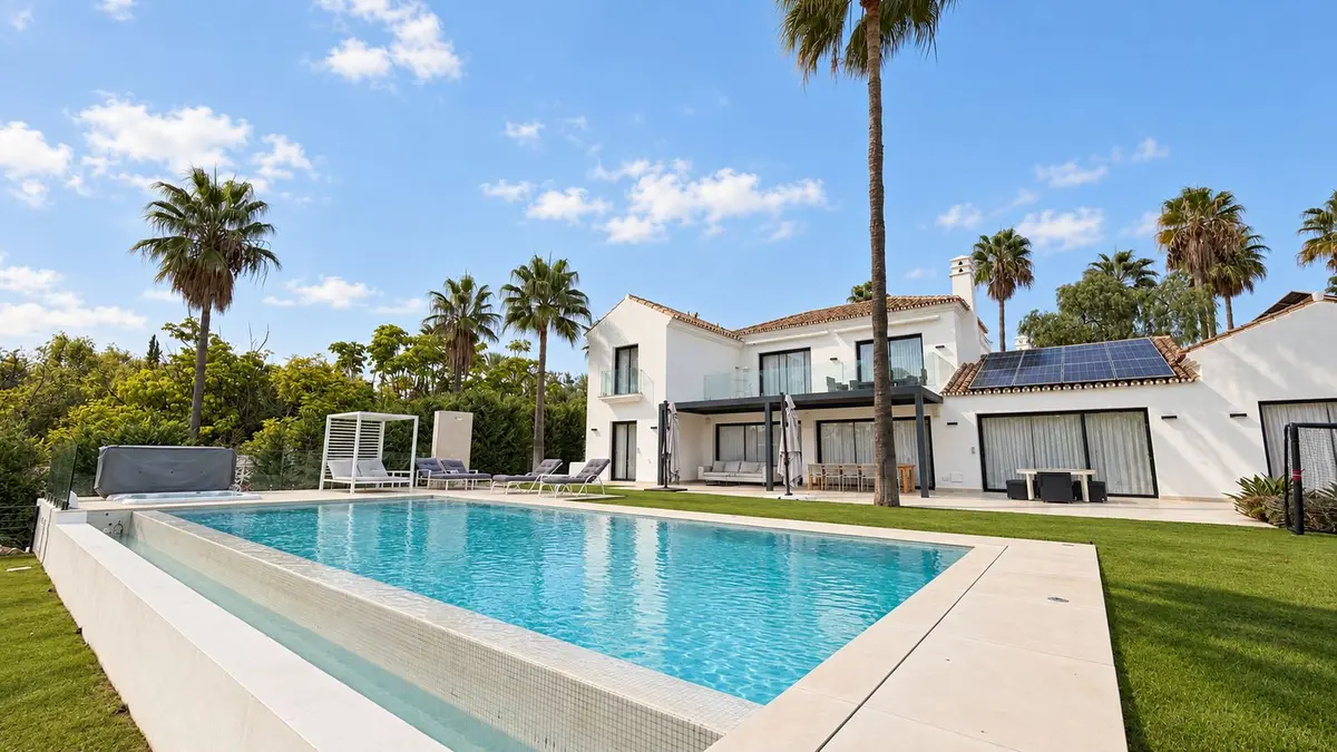 Detached Villa in Guadalmina Baja