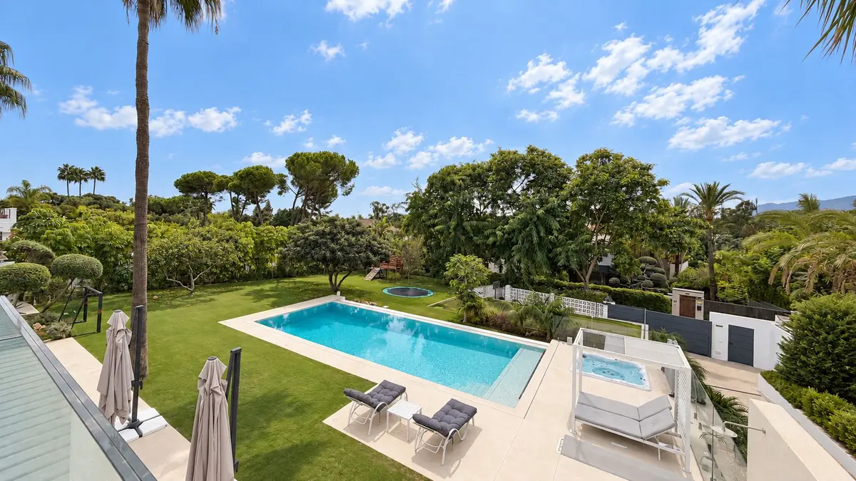 Detached Villa in Guadalmina Baja