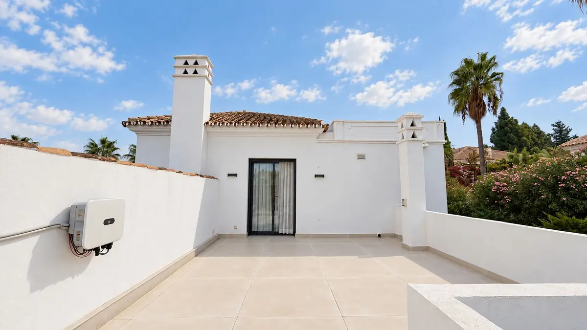 Detached Villa in Guadalmina Baja