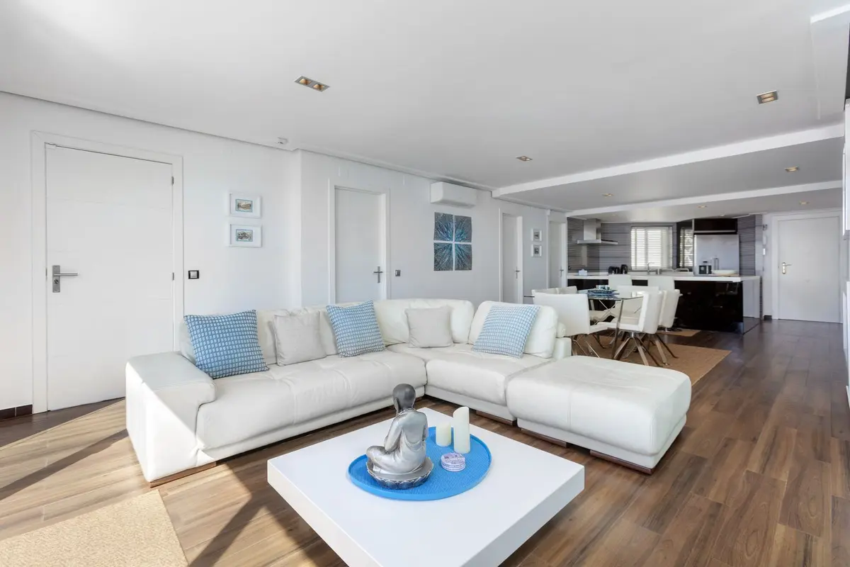 Top Floor Apartment in Puerto Banús