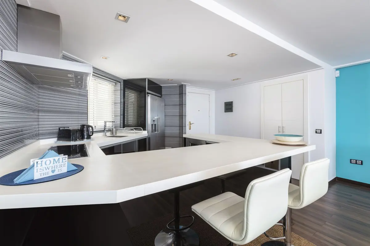 Top Floor Apartment in Puerto Banús