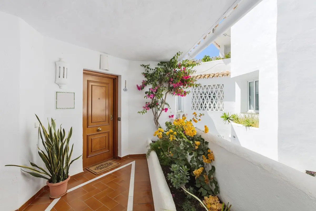 Top Floor Apartment in Puerto Banús