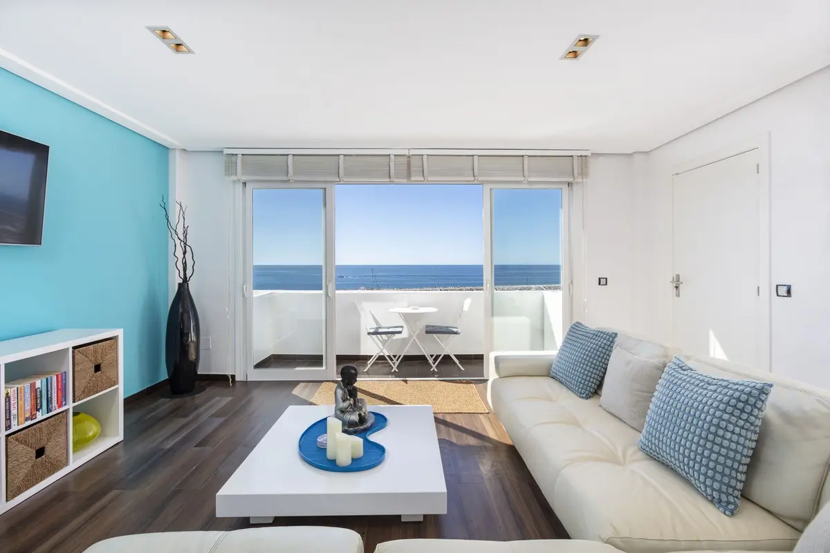 Top Floor Apartment in Puerto Banús