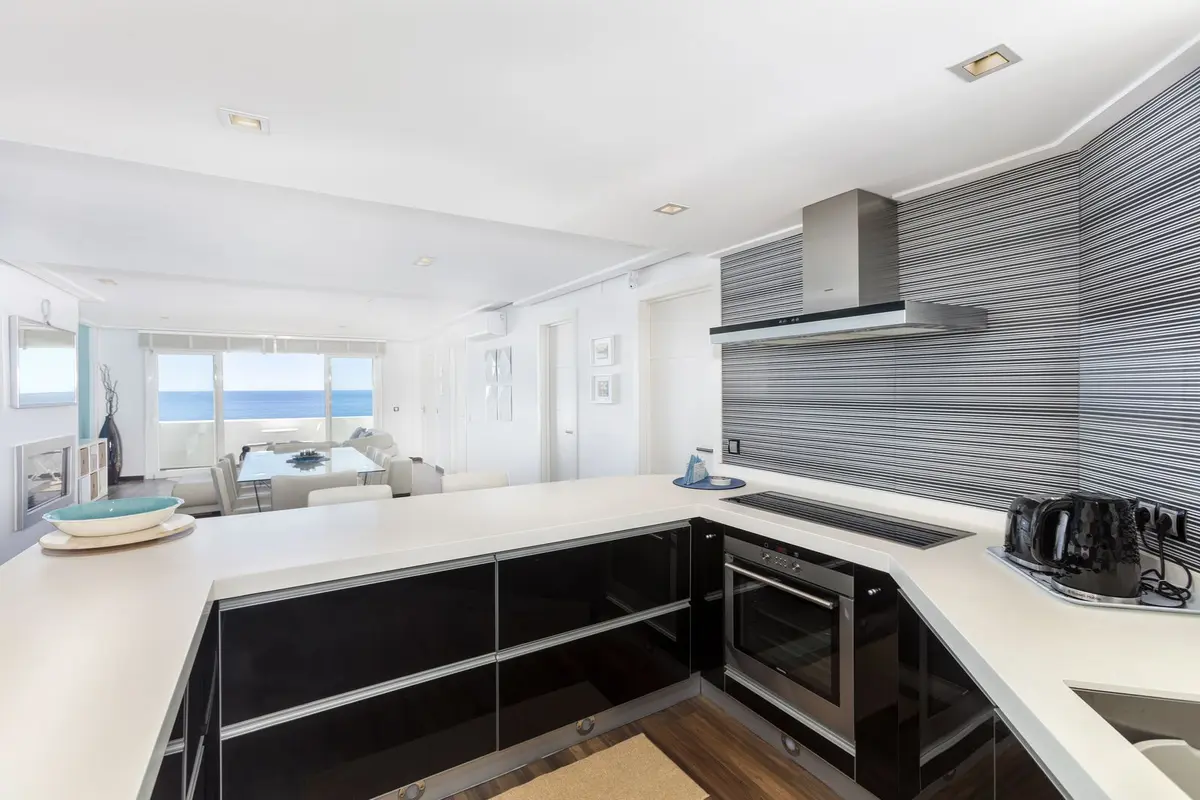 Top Floor Apartment in Puerto Banús