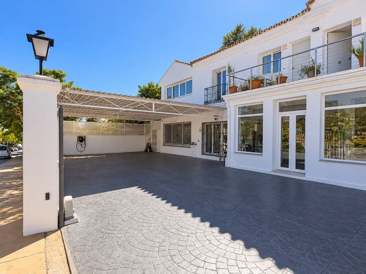 Detached Villa in Marbella