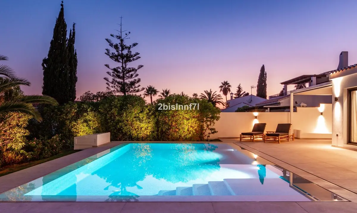 Detached Villa in Elviria