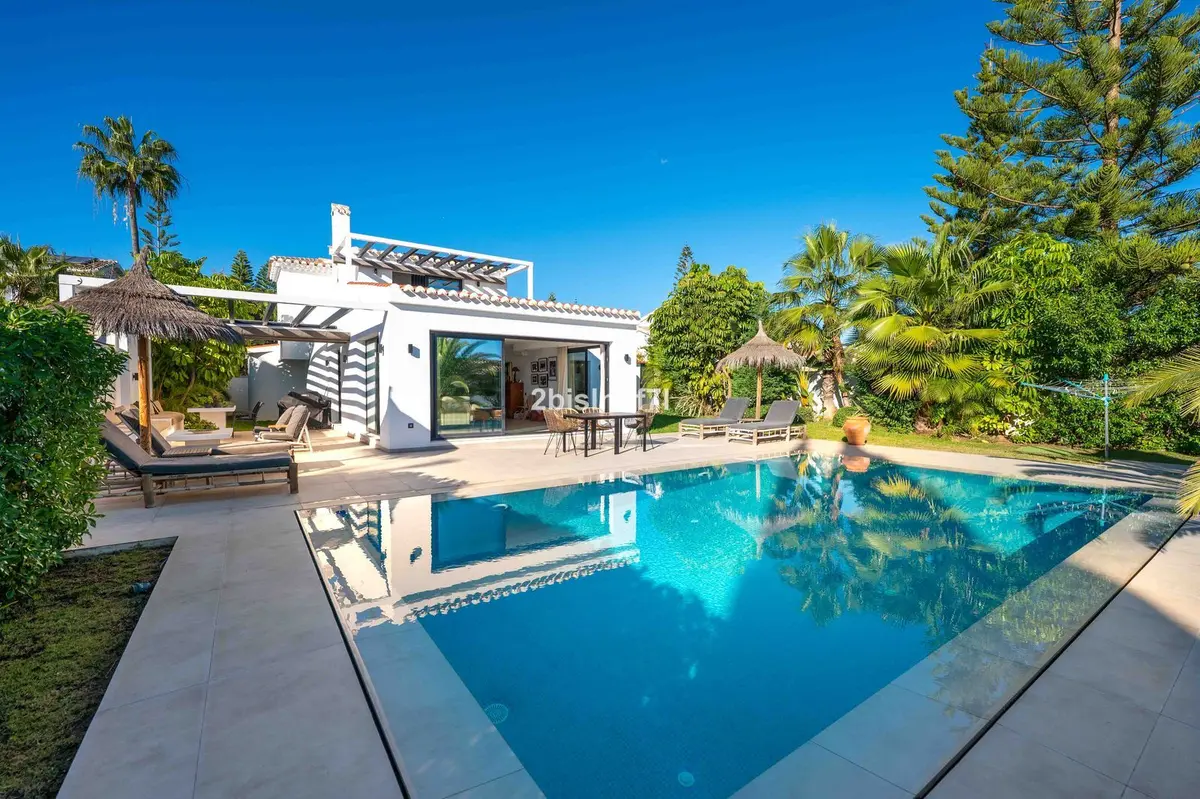 Detached Villa in Elviria