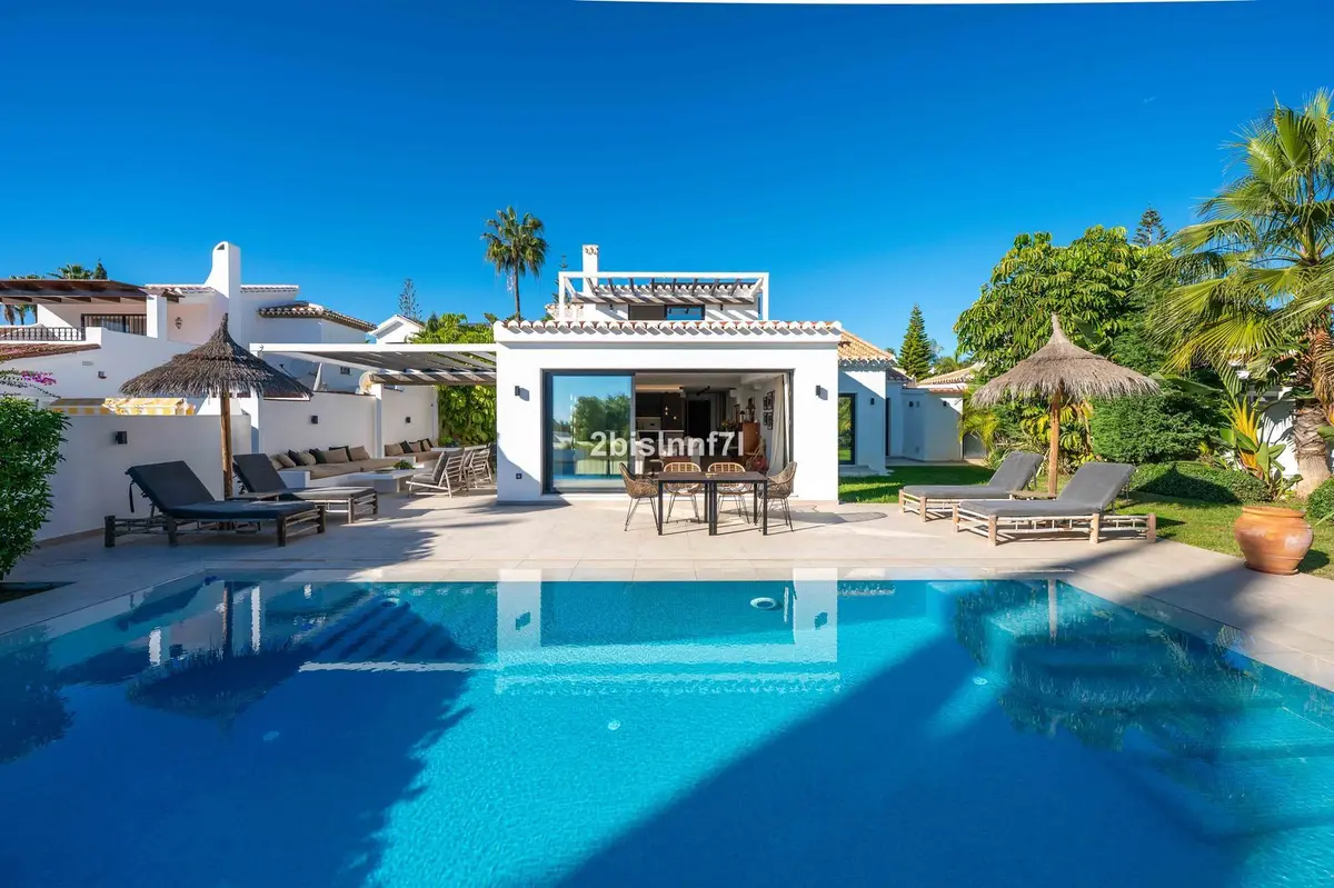 Detached Villa in Elviria