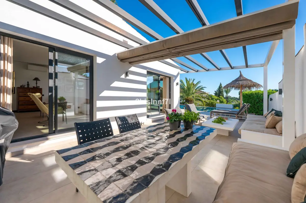 Detached Villa in Elviria
