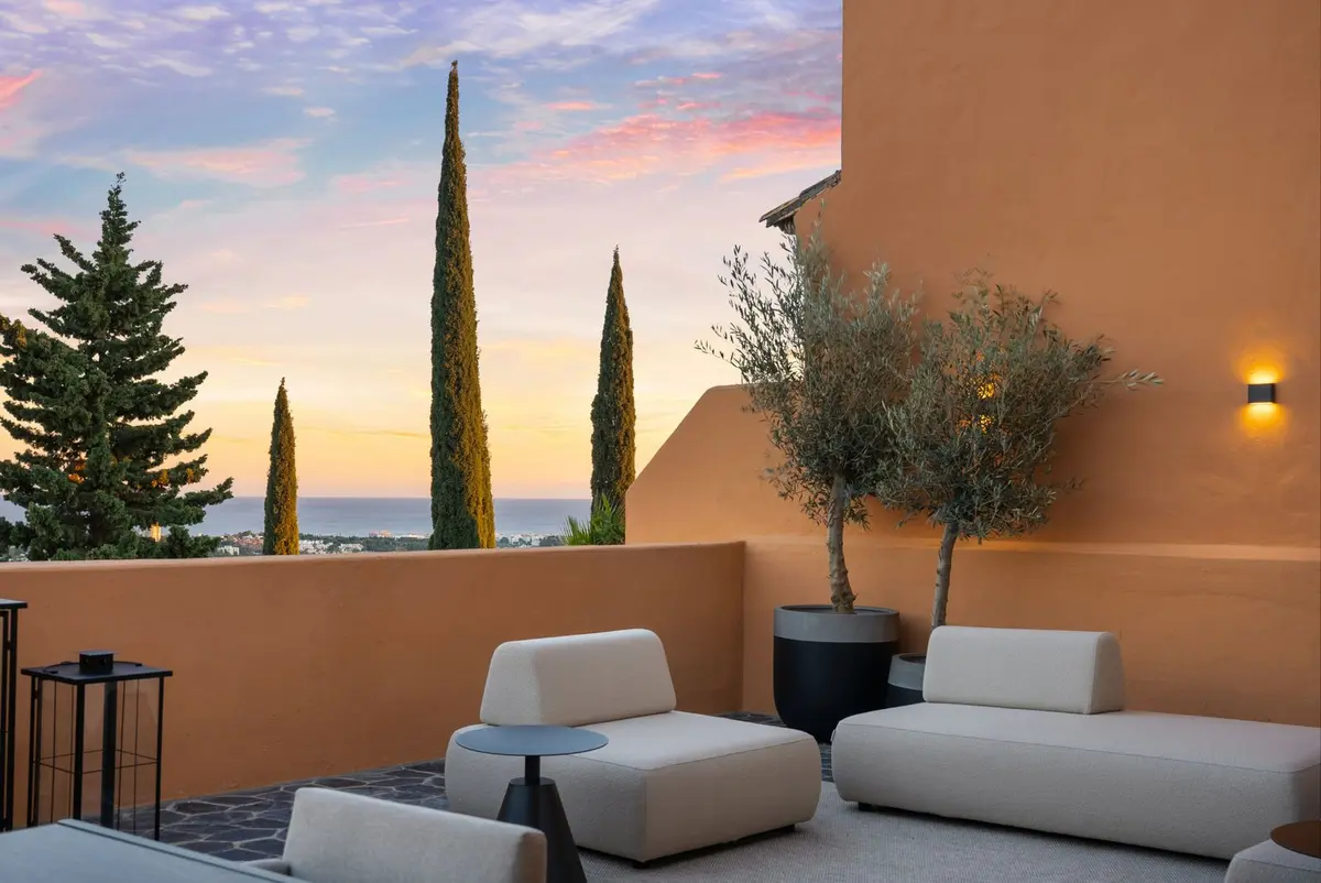 Penthouse Duplex in Nueva Andalucía