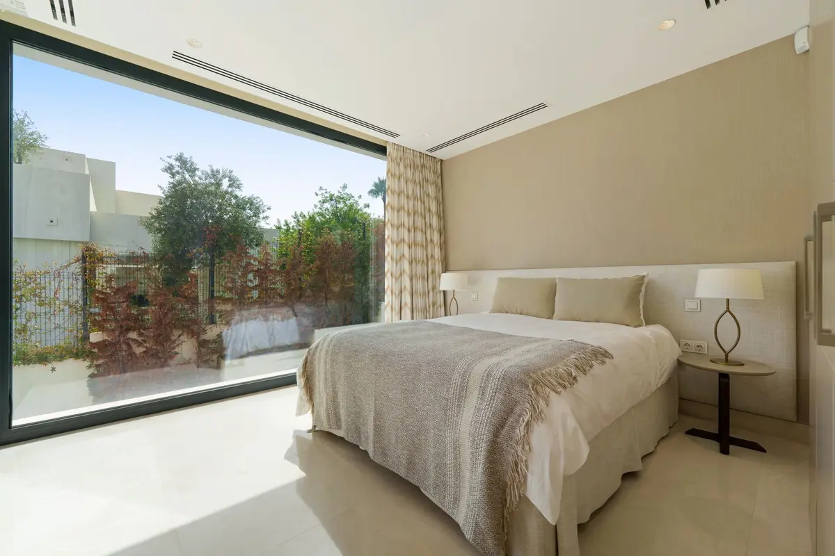 Detached Villa in Nueva Andalucía