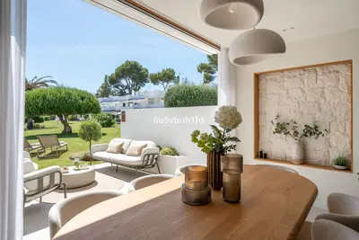Four-Bedroom Renovated Townhouse in Nueva Andalucía