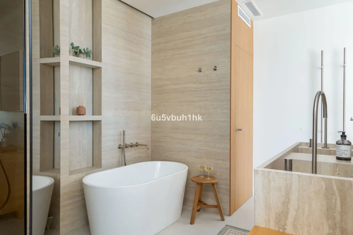 Townhouse in Nueva Andalucía