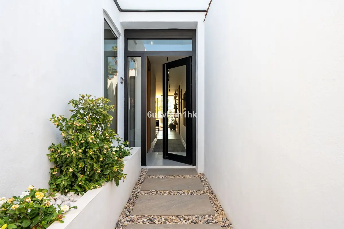 Townhouse in Nueva Andalucía