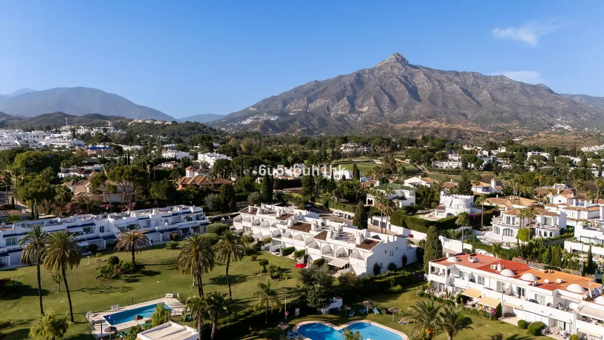 Townhouse in Nueva Andalucía