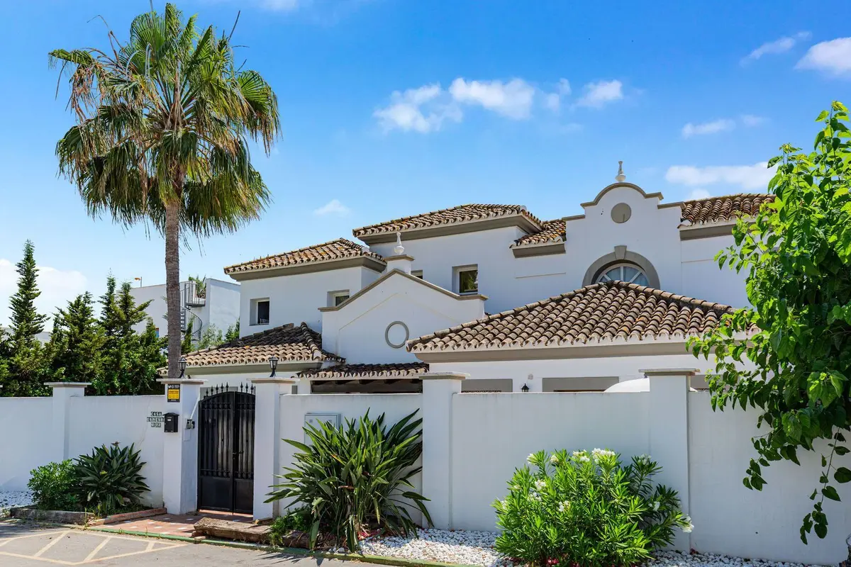 Detached Villa in Costalita