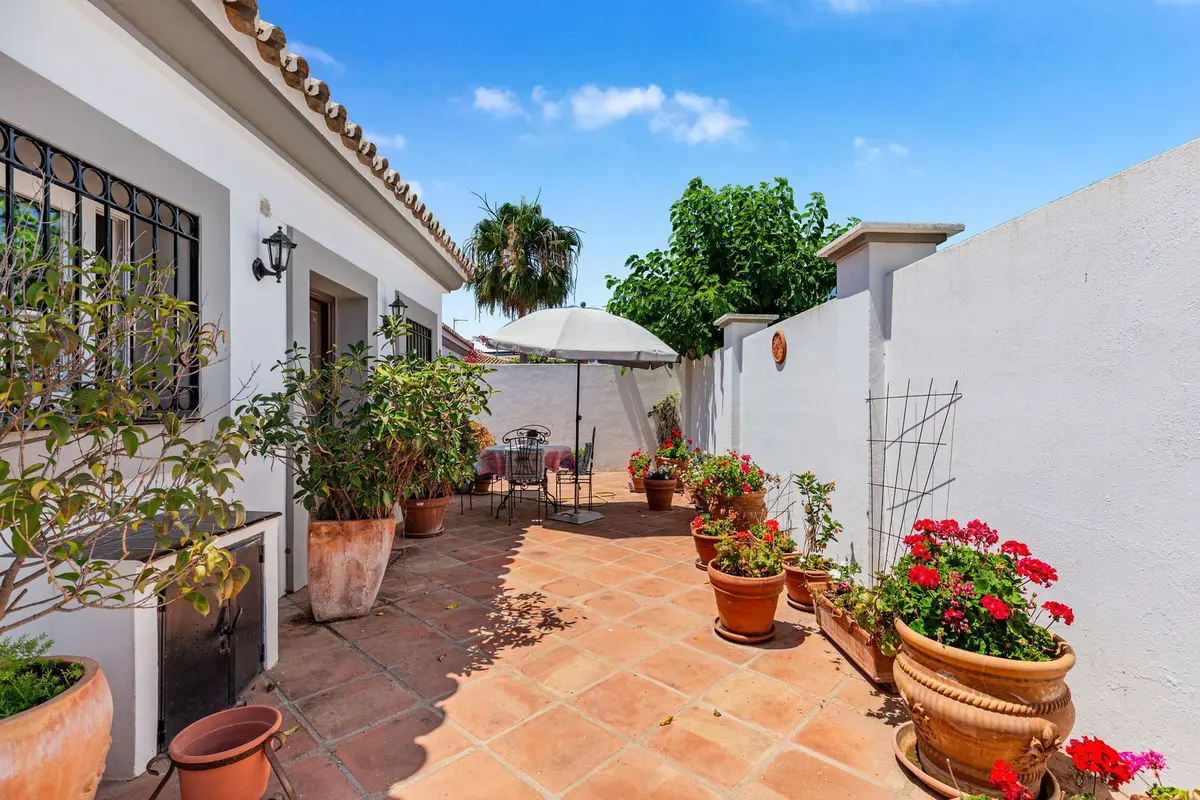 Detached Villa in Costalita