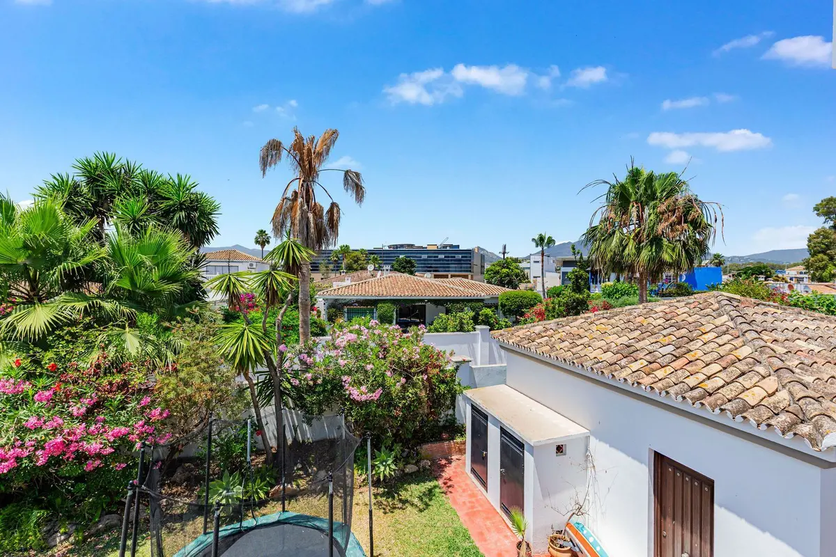 Detached Villa in Costalita