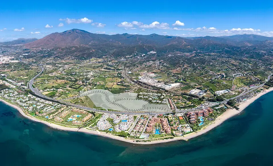 Middle Floor Apartment in Estepona