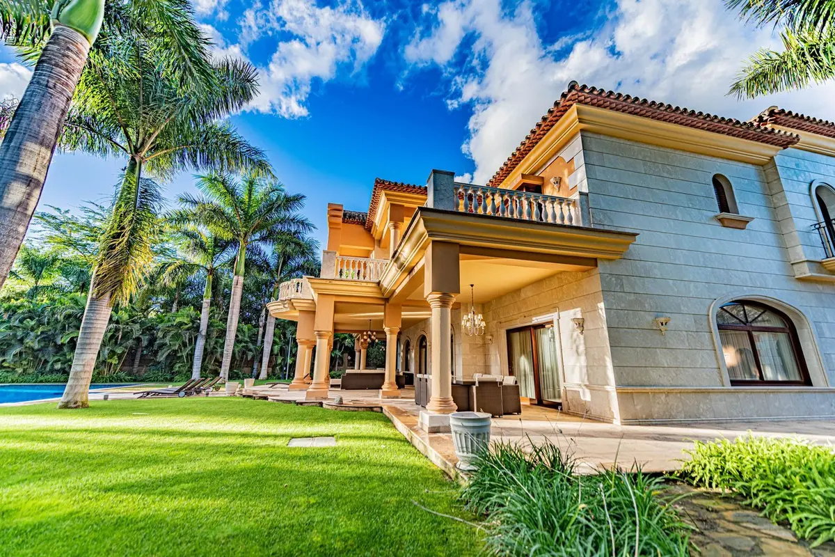 Detached Villa in Guadalmina Baja