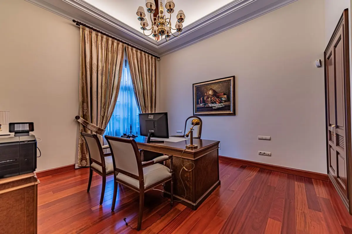 Detached Villa in Guadalmina Baja