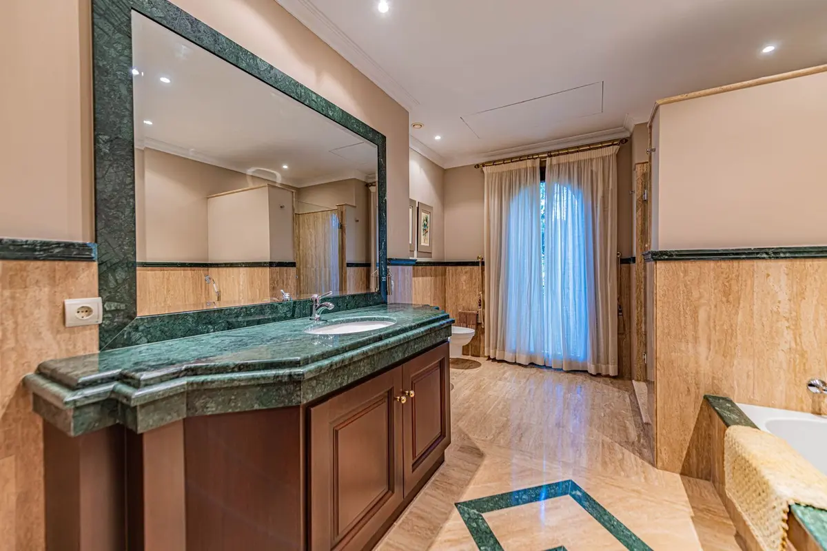 Detached Villa in Guadalmina Baja