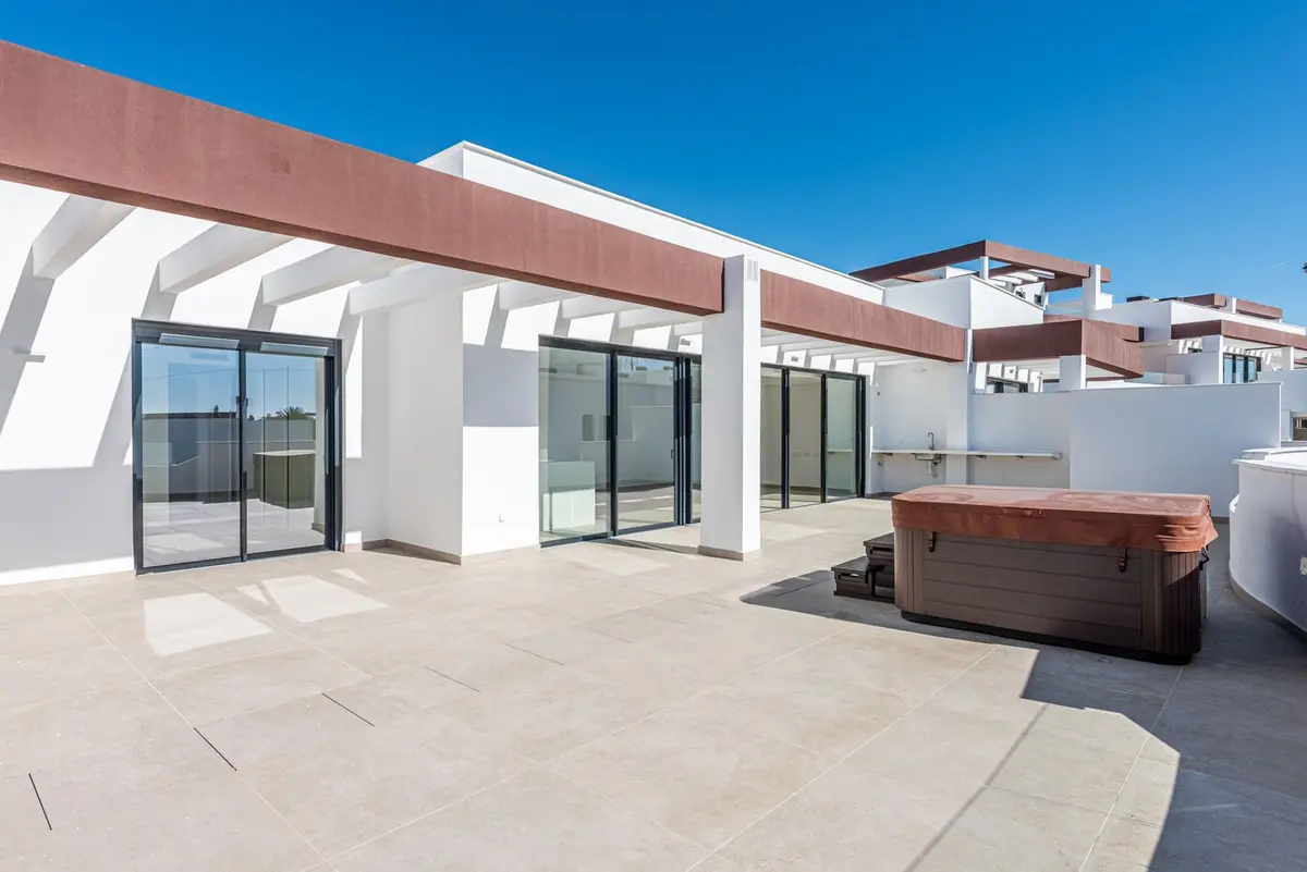 Penthouse in Estepona