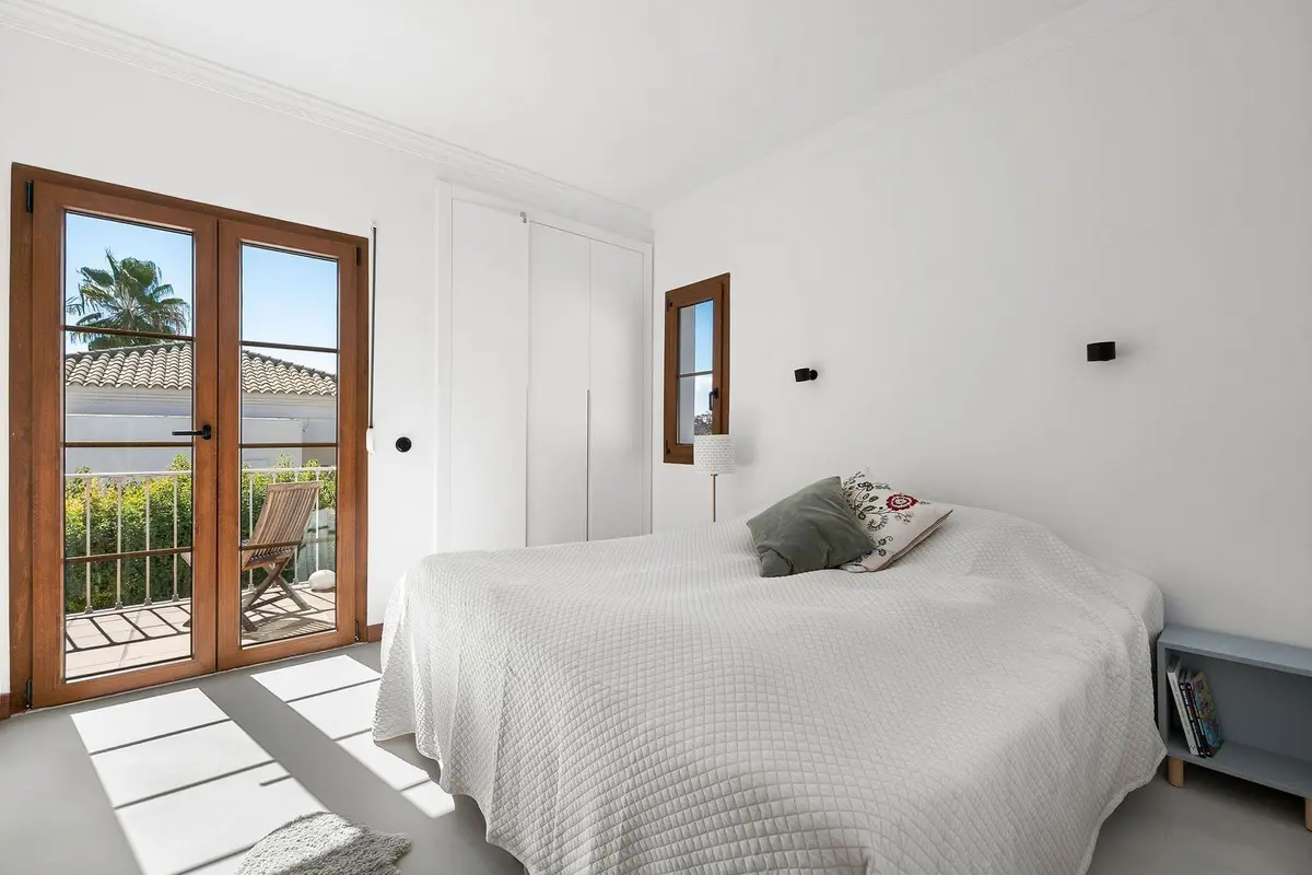 Detached Villa in Selwo