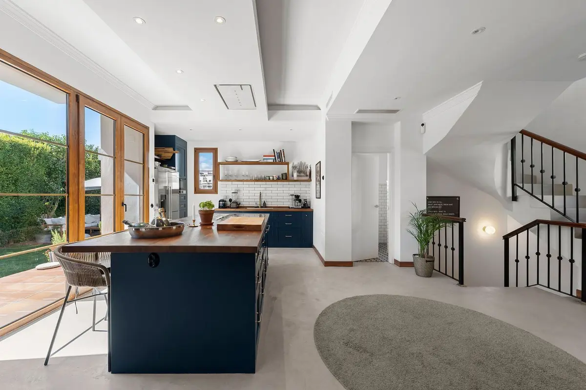 Detached Villa in Selwo