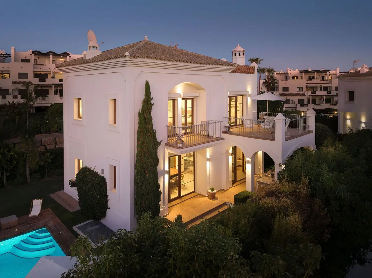 Detached Villa in Selwo