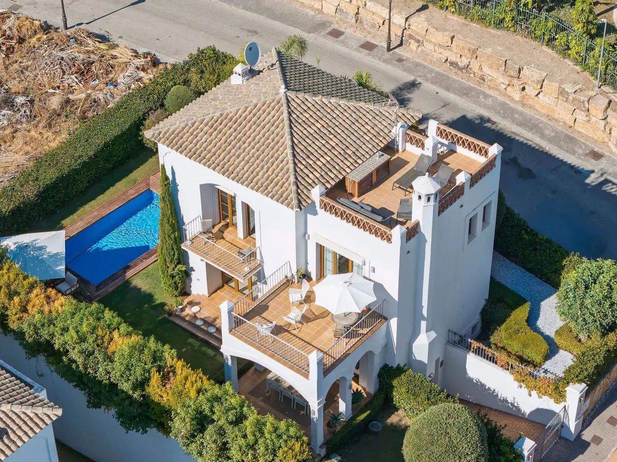 Detached Villa in Selwo