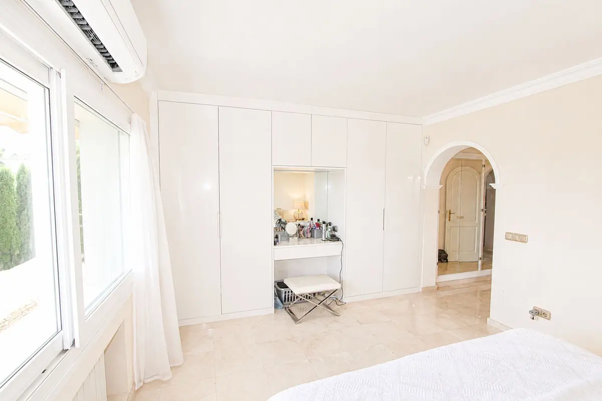 Detached Villa in Elviria