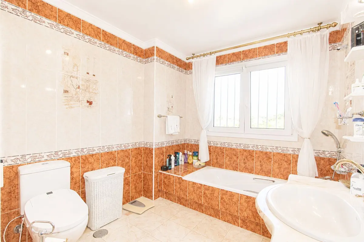 Detached Villa in Elviria
