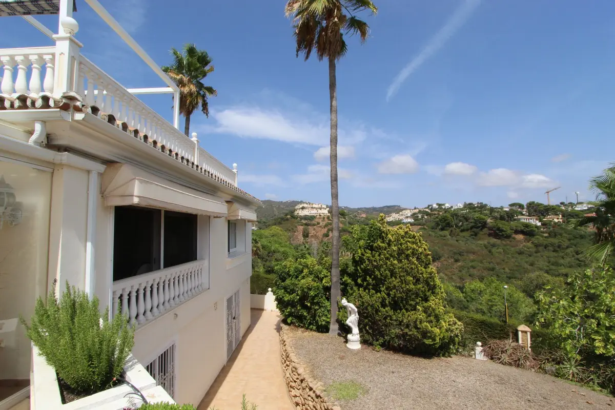 Detached Villa in Elviria