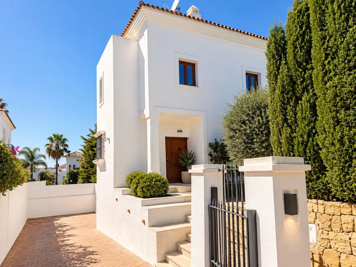 Detached Villa in Selwo