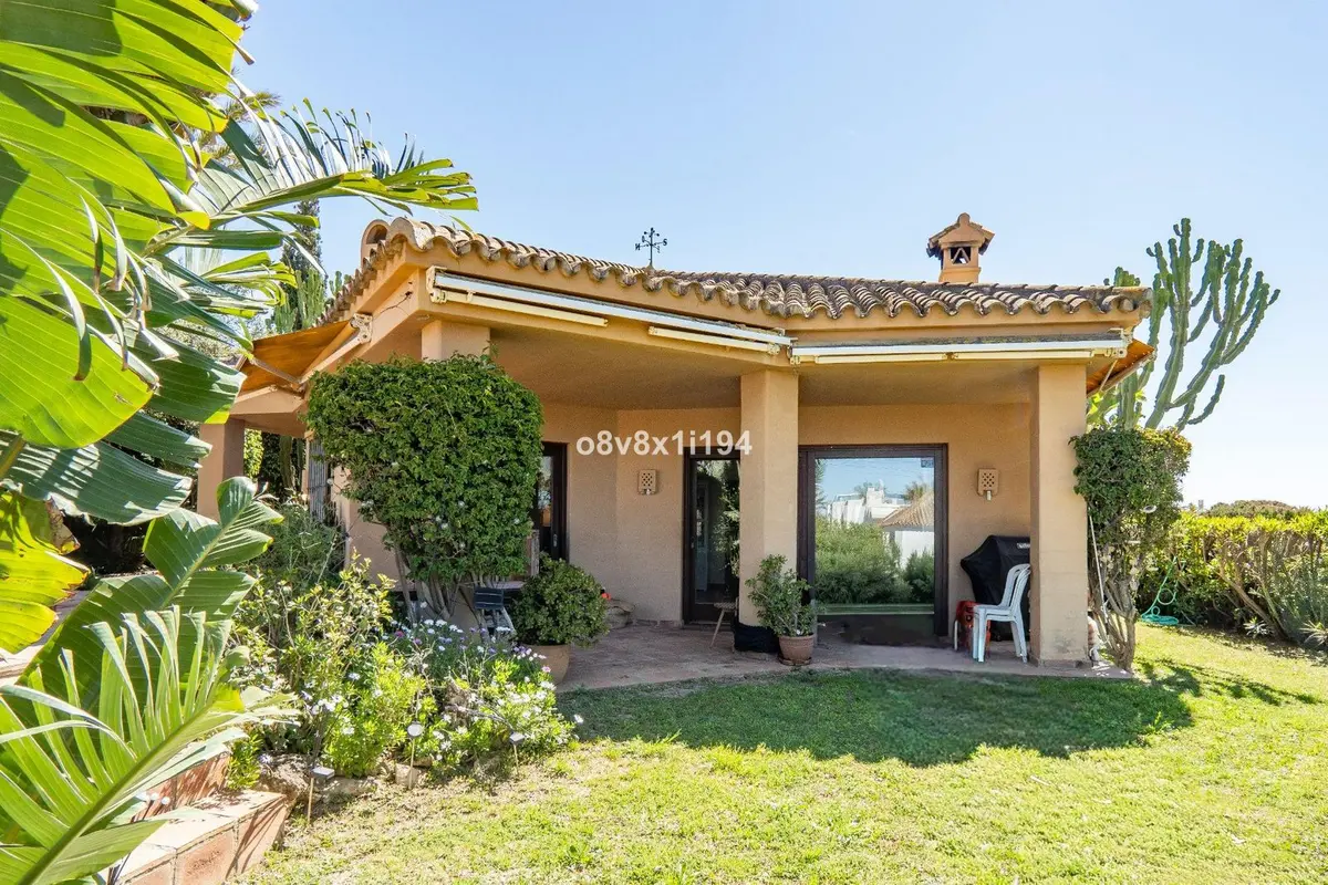 Detached Villa in Marbella