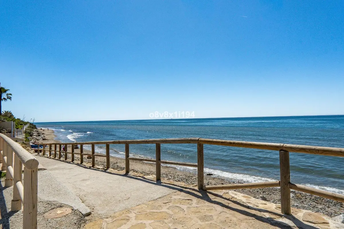 Detached Villa in Marbella