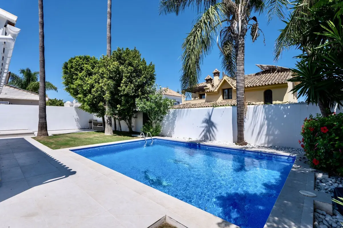 Detached Villa in Puerto Banús